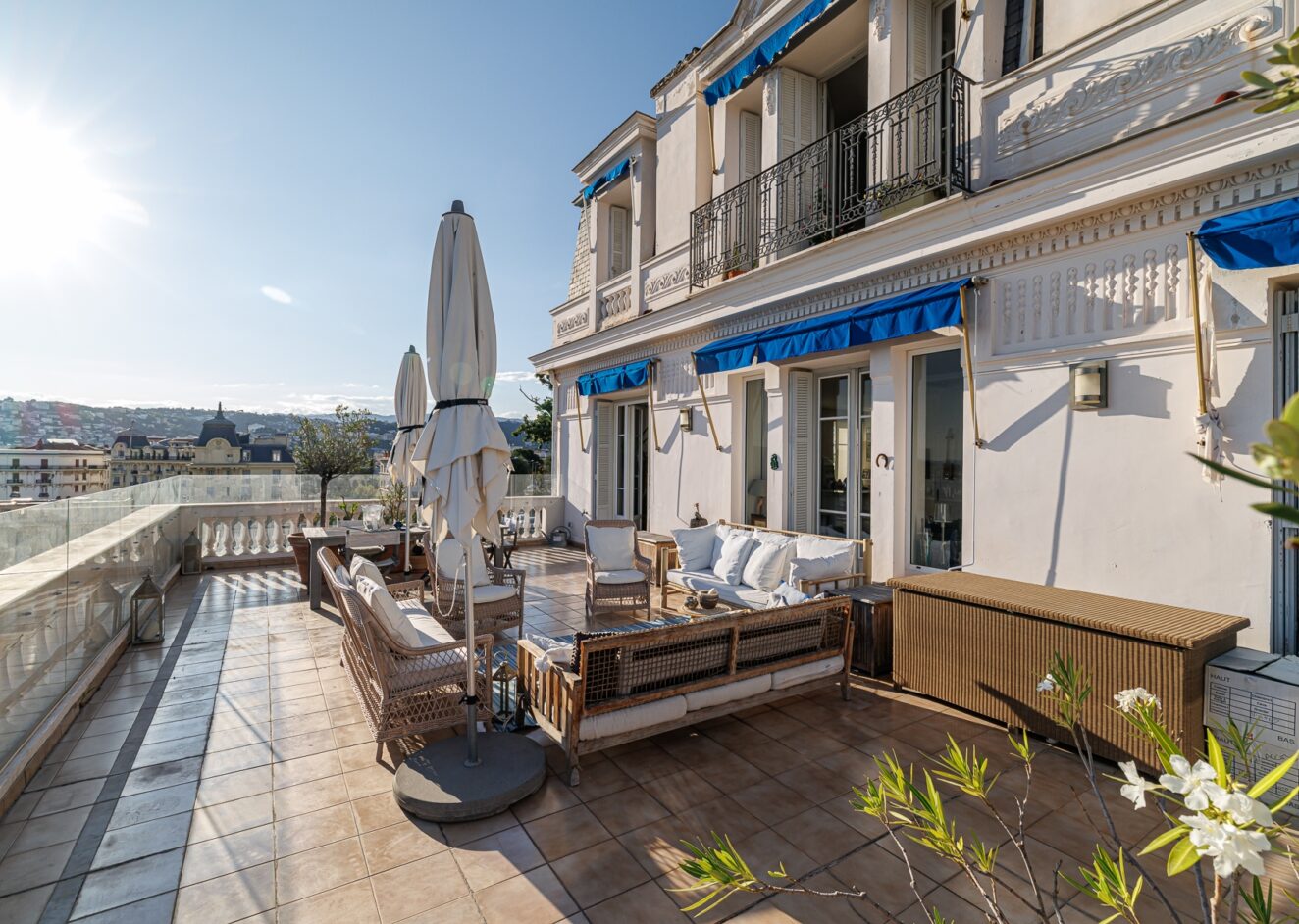 Le Mirage residence